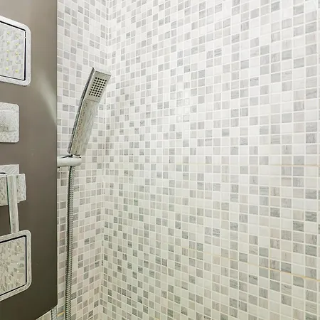 Riva Realestate - Escape Apartamento *